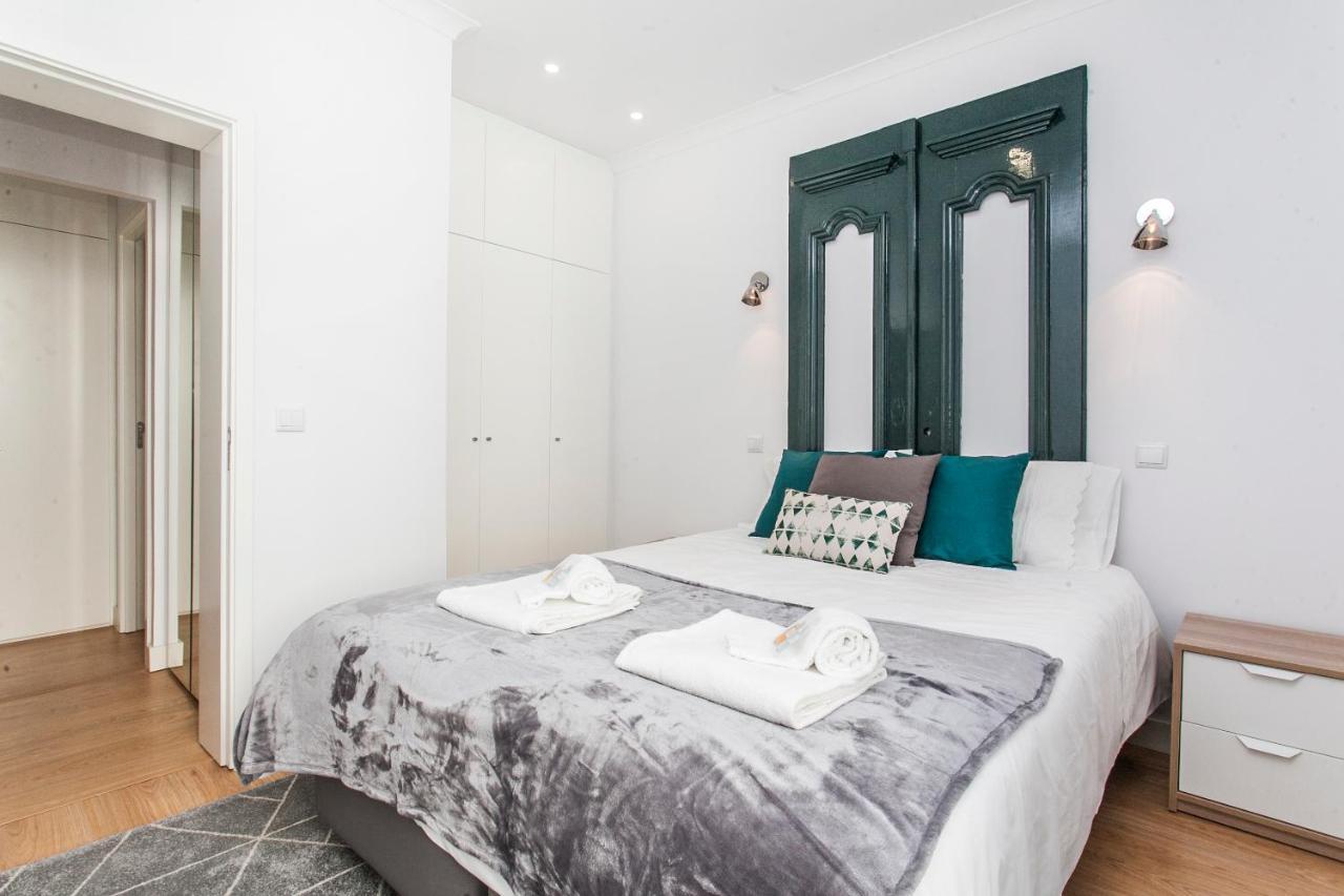 Apartment Yellow Bica Lisbon Luaran gambar