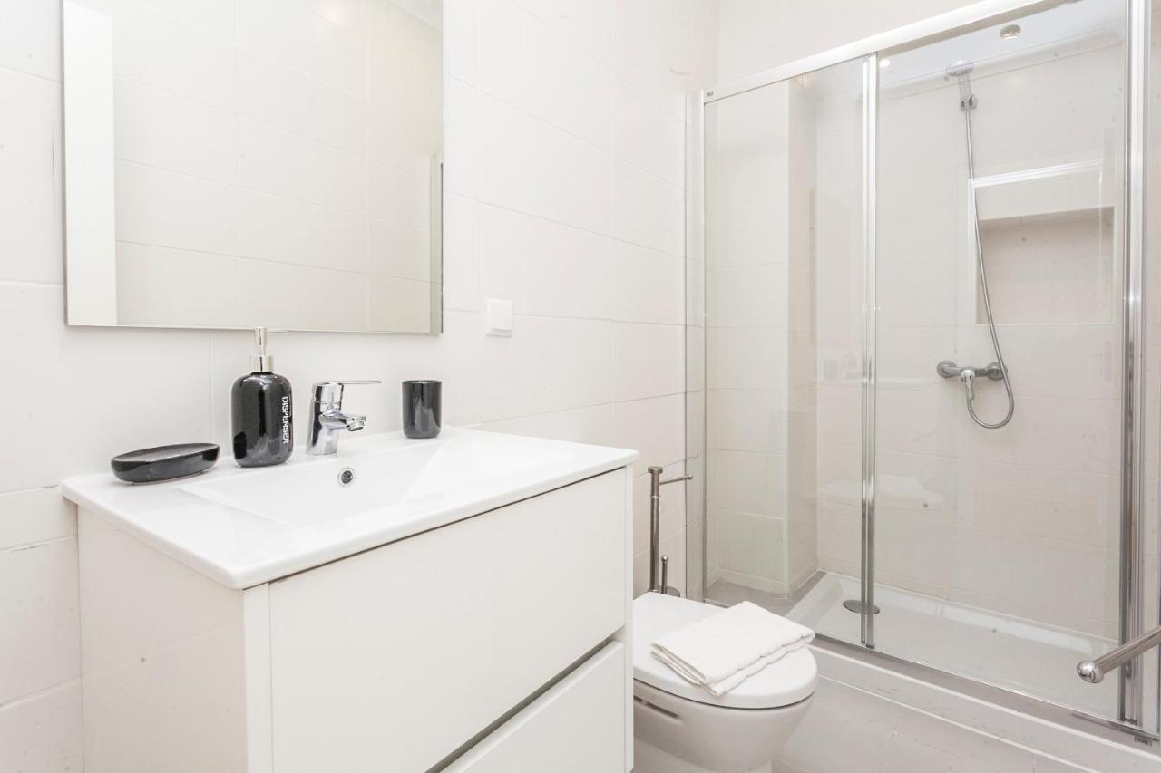 Apartment Yellow Bica Lisbon Luaran gambar