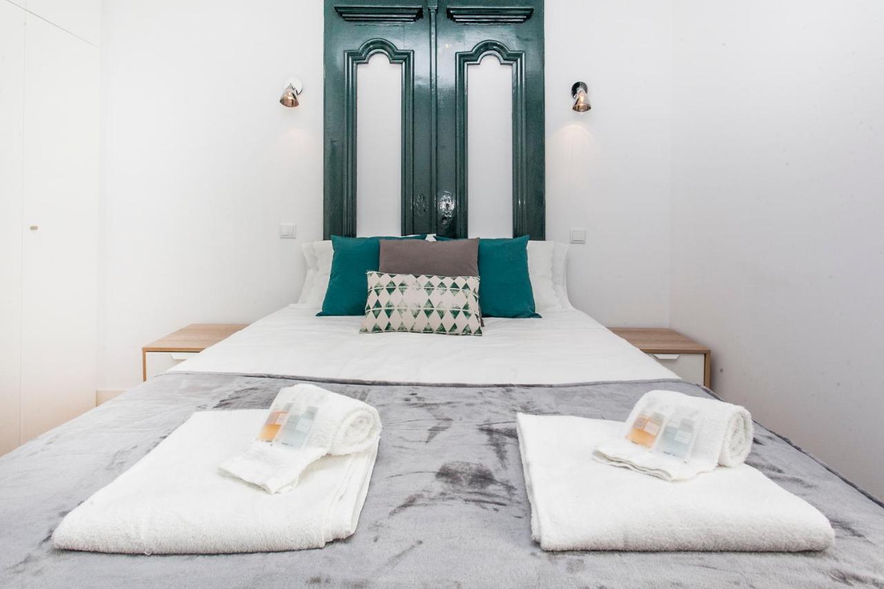 Apartment Yellow Bica Lisbon Luaran gambar
