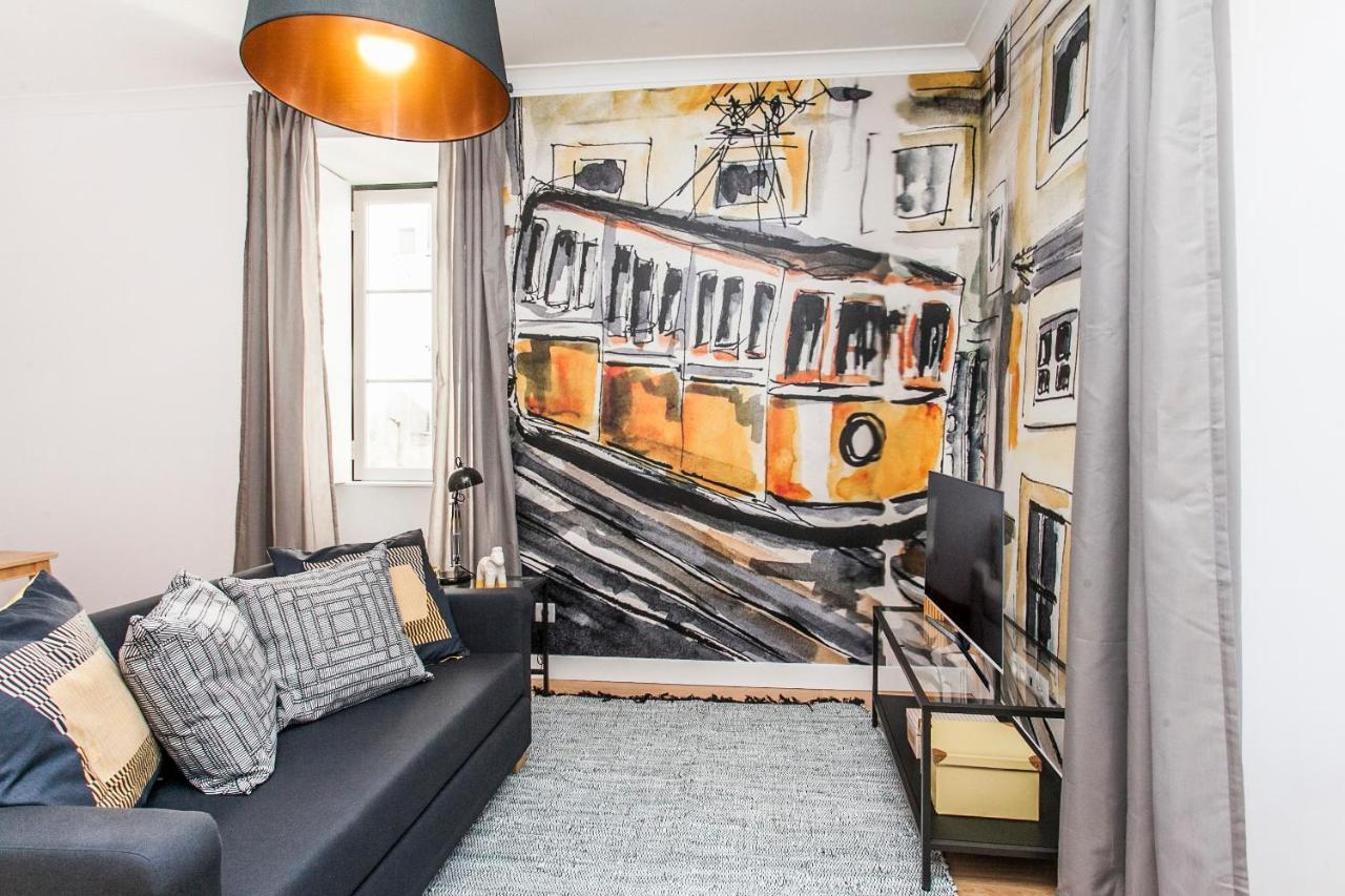 Apartment Yellow Bica Lisbon Luaran gambar